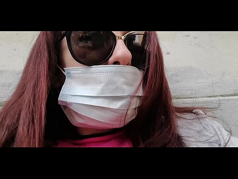 ❤️ Nicoletta hakmerret me fqinjin e saj dhe urinon në garazhin e tij (Karantina speciale italiane Covid19) ️ Super pornografi tek ne ❌