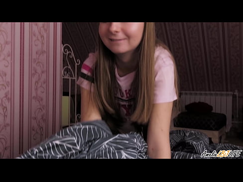❤️ Blondie thith thellë BFF-në e saj dhe merr spermë në gojën e saj ️ Super pornografi tek ne ❌